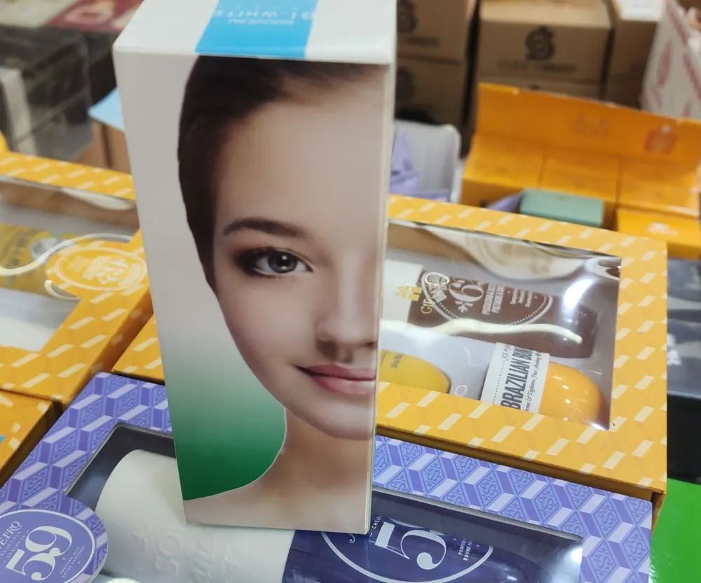 Soin Éclaircissant WOW Skin Science Bi-White Reveal 100g