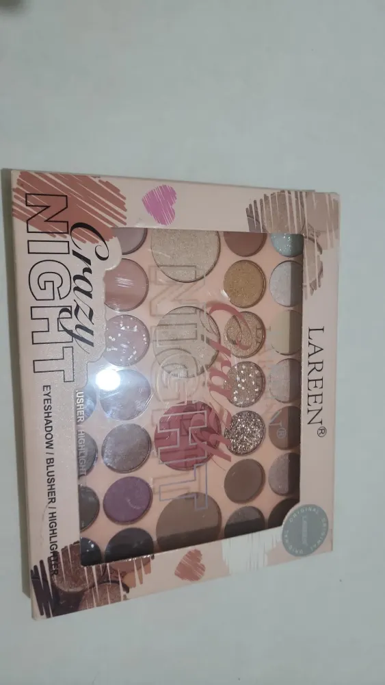 Palette de maquillage LAREEN Crazy Night fards à paupières et teint